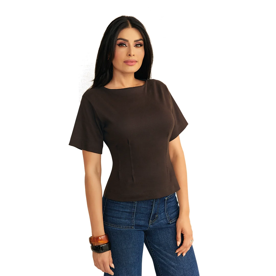 BLUSA LISA CON PINZAS CAFÉ 96269