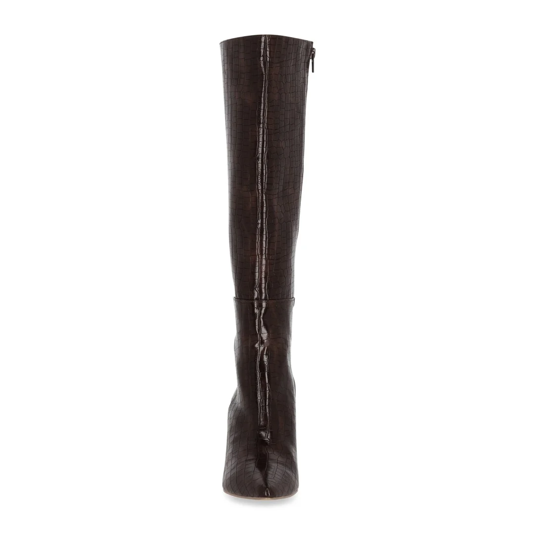 BOTA DE TACÓN CAFÉ TUBO ALTO TEXTURIZADA 48925 - Image 4