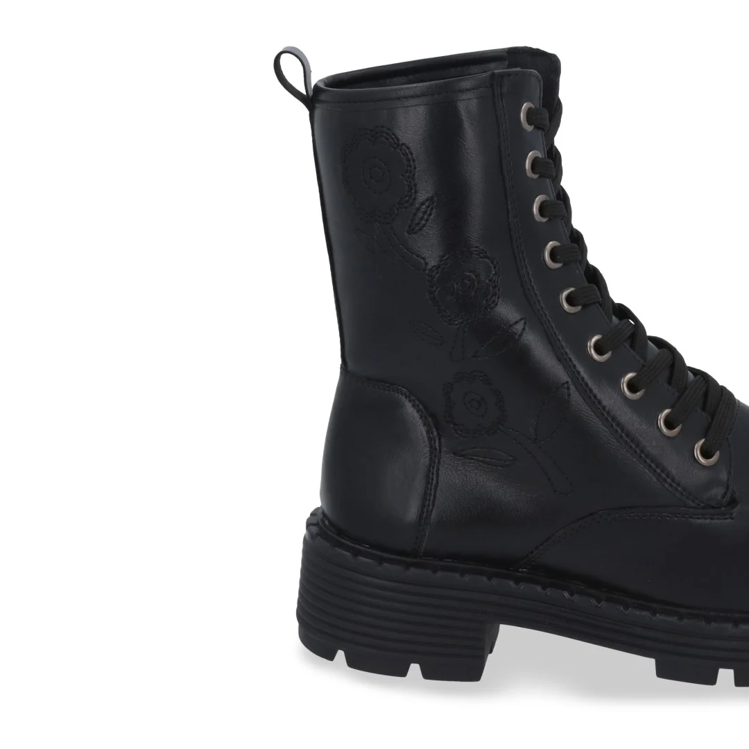 BOTA URBANA CON AGUJETAS NEGRA MUJER 47243 - Image 6