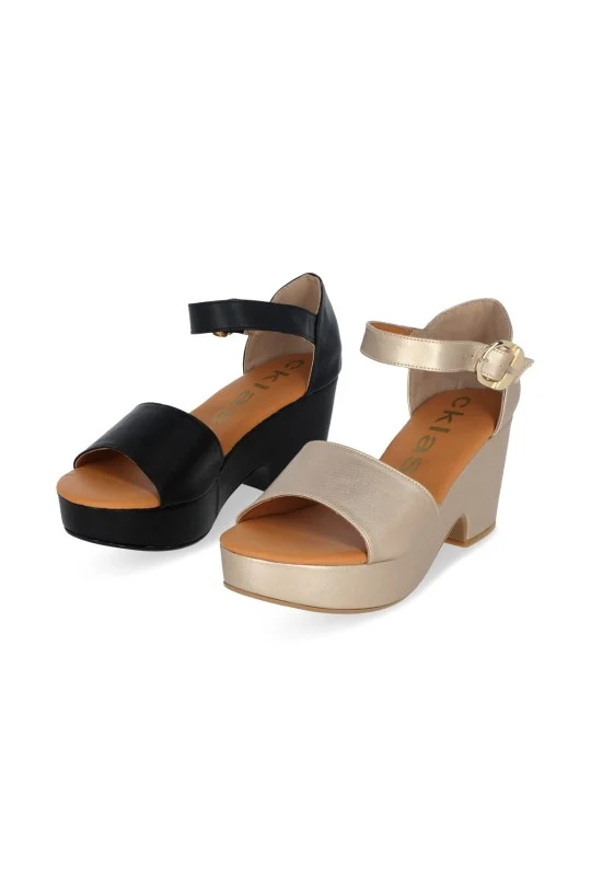 DÚO DE SANDALIAS DE TACÓN NEGRO Y ORO DUO545