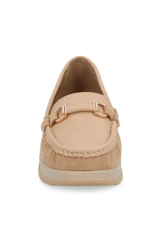 MOCASIN BEIGE CON PERFORADO Y APLICACIÓN 70442 - Image 3