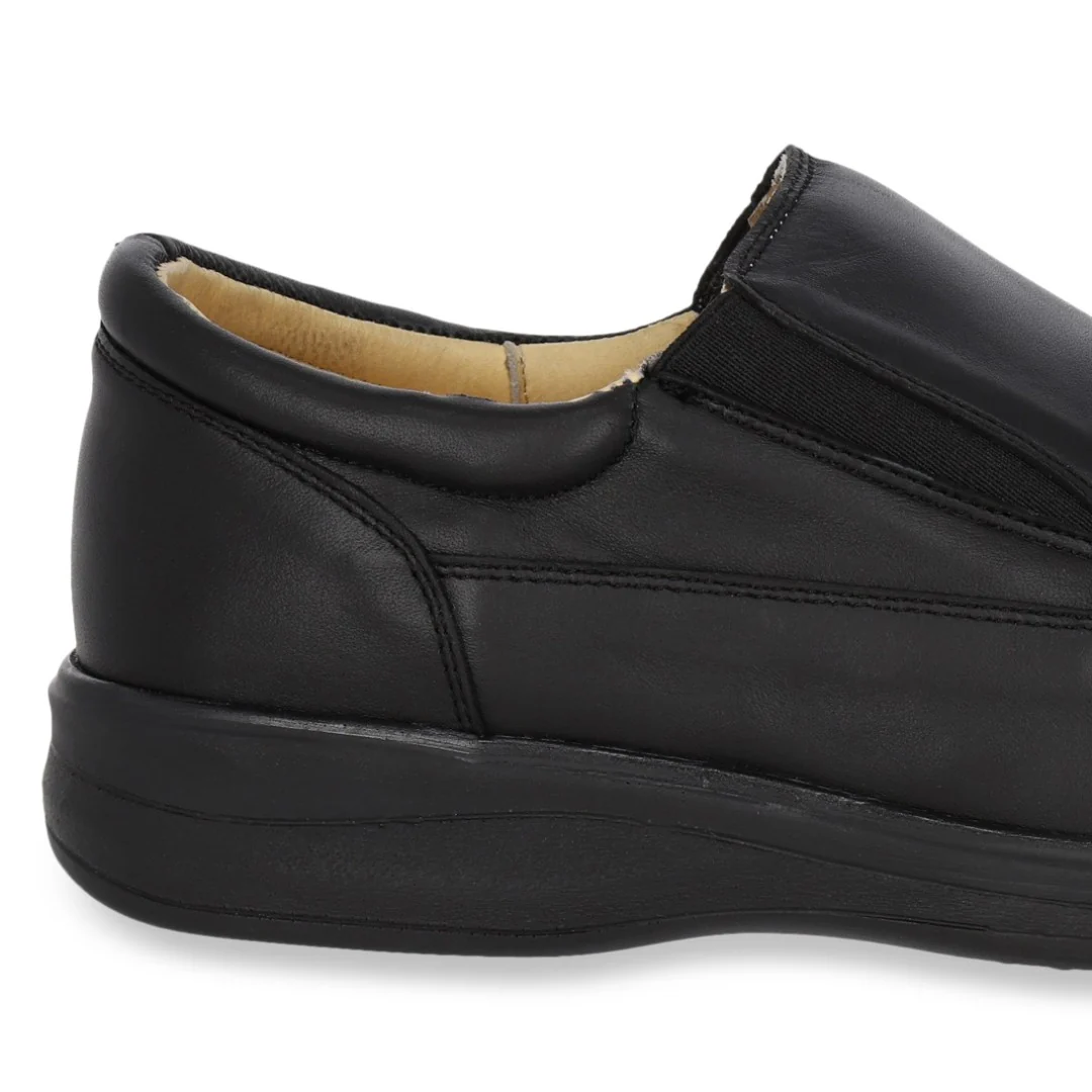 MOCASÍN DE PISO NEGRO PIEL 56231 - Image 6