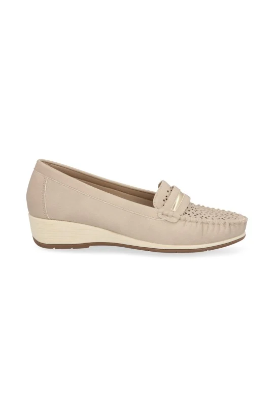 MOCASIN HUESO CON CUÑA Y PERFORADO 71223 - Image 2