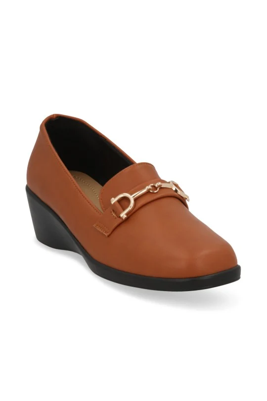 MOCASIN MIEL CON CUÑA Y APLICACIÓN 70446