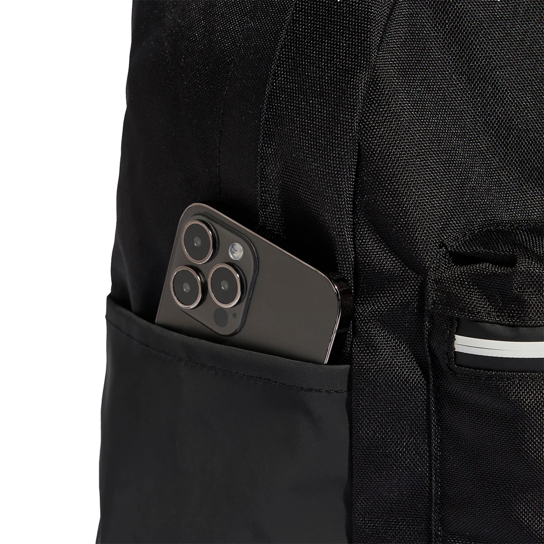 MOCHILA ADIDAS CLÁSICA BTS BADGE OF SPORT NEGRO 61823 - Image 5