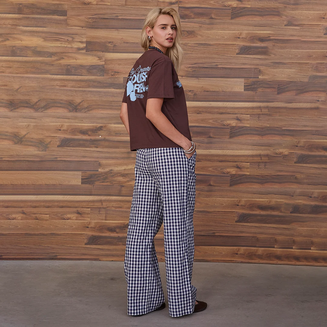PLAYERA OVERSIZE CON PRINT CAFÉ 54653 - Image 3