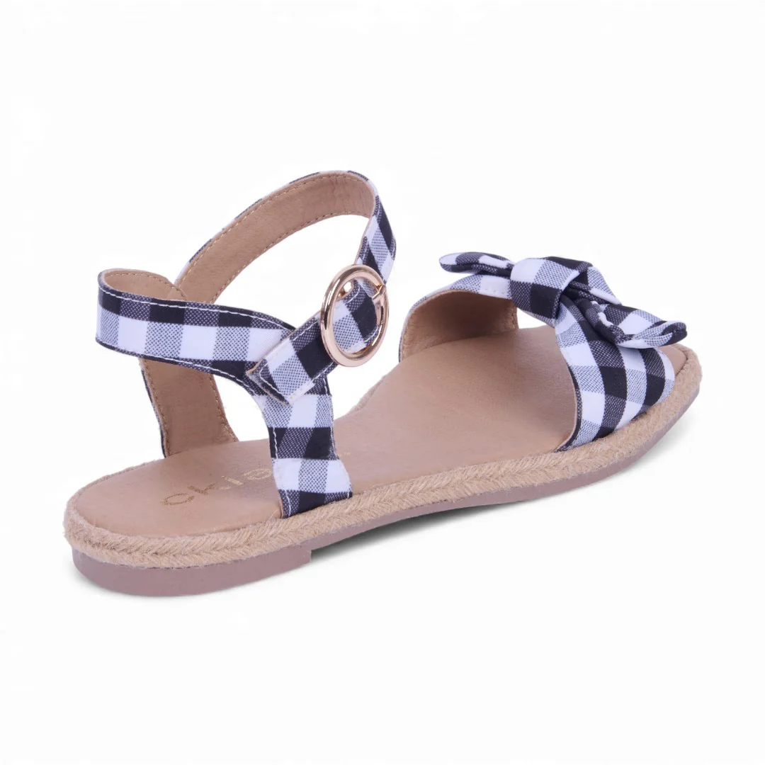 SANDALIA DE PISO NEGRO CON MOÑO Y PULSERA 45705 - Image 3