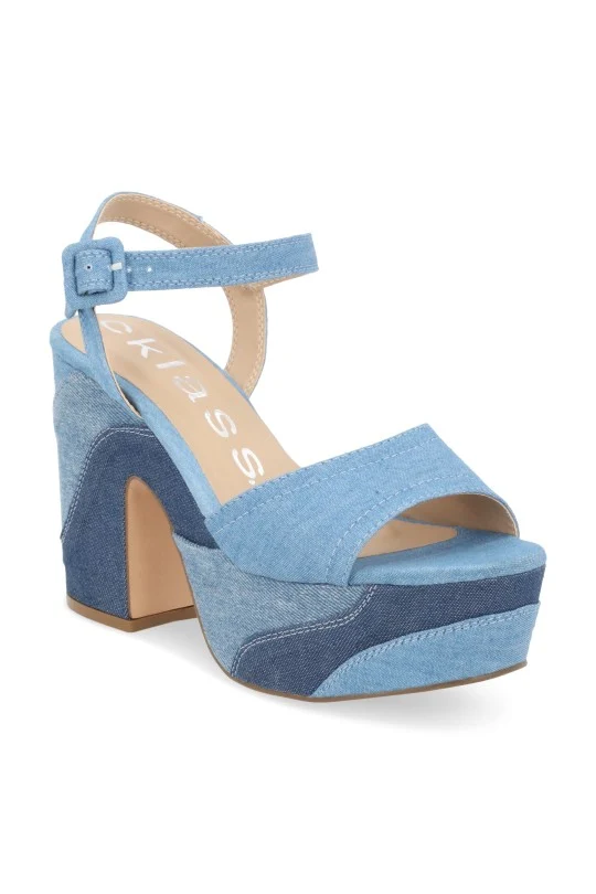 SANDALIA DE PLATAFORMA AZUL CON HEBILLA FORRADA 49747