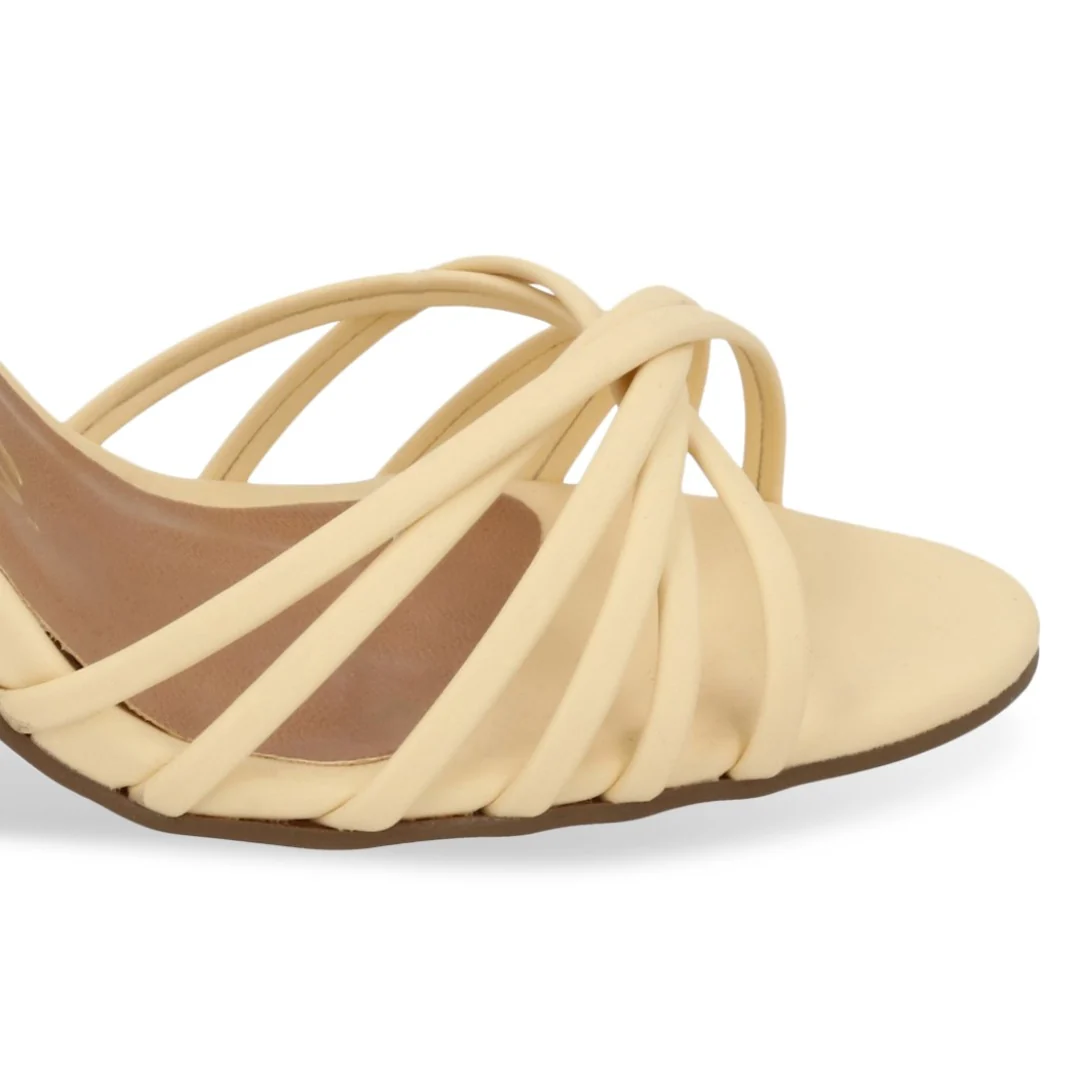 SANDALIA DE TACÓN AMARILLO Y MIEL CON HEBILLA 49750 - Image 6