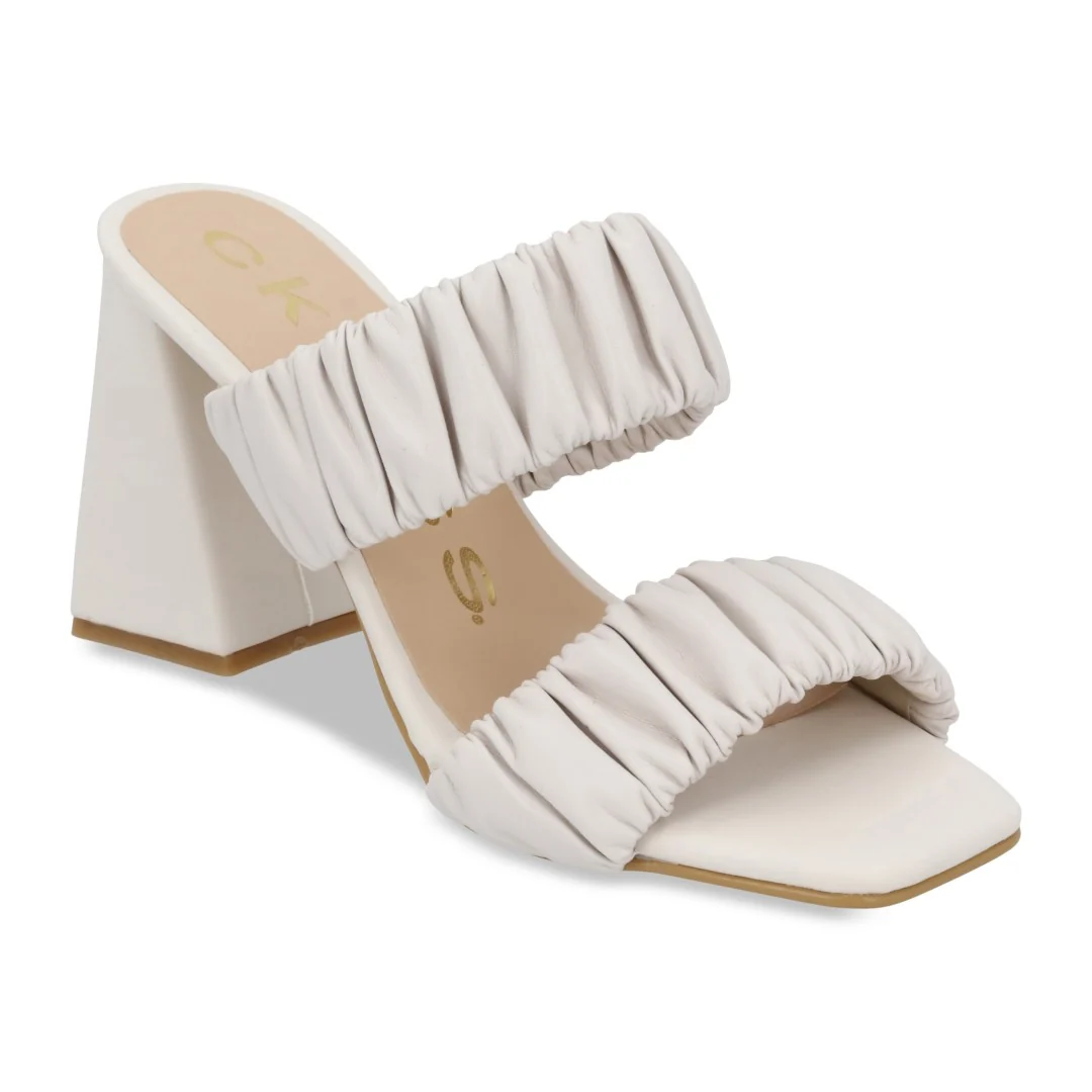 SANDALIA DE TACÓN IVORY DESTALONADA 77921