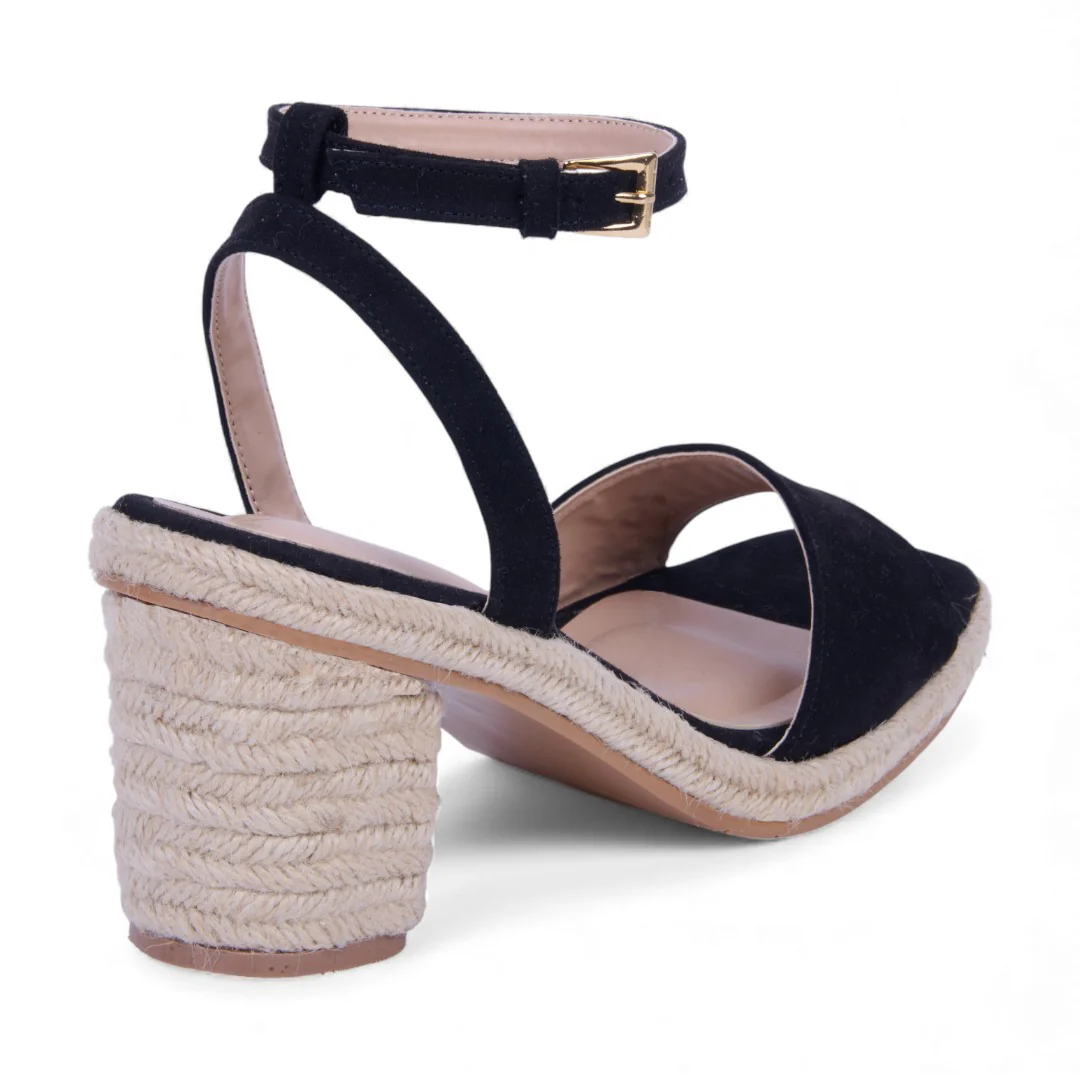 SANDALIA DE TACÓN MIEL Y NEGRO CON PULSERA 03935 - Image 9
