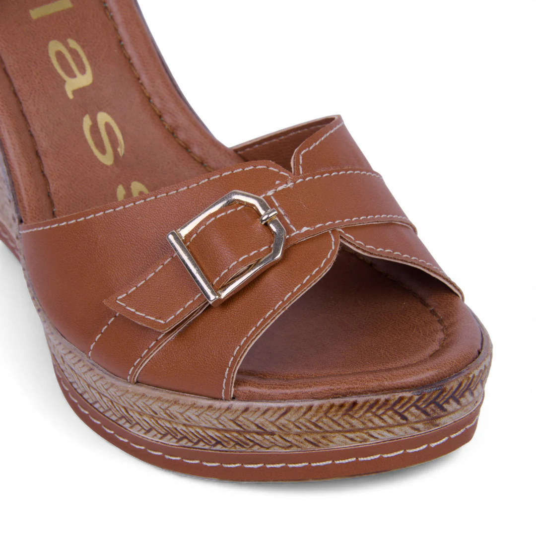 SANDALIA PLATAFORMA CORRIDA MIEL CON PULSERA 89229 - Image 6