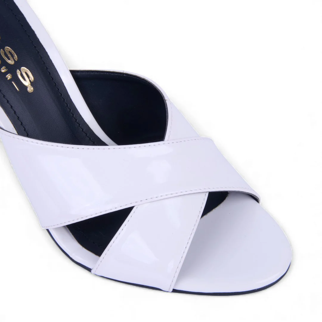 SANDALIA TACÓN BLANCO TIRAS CRUZADAS 20322 - Image 6