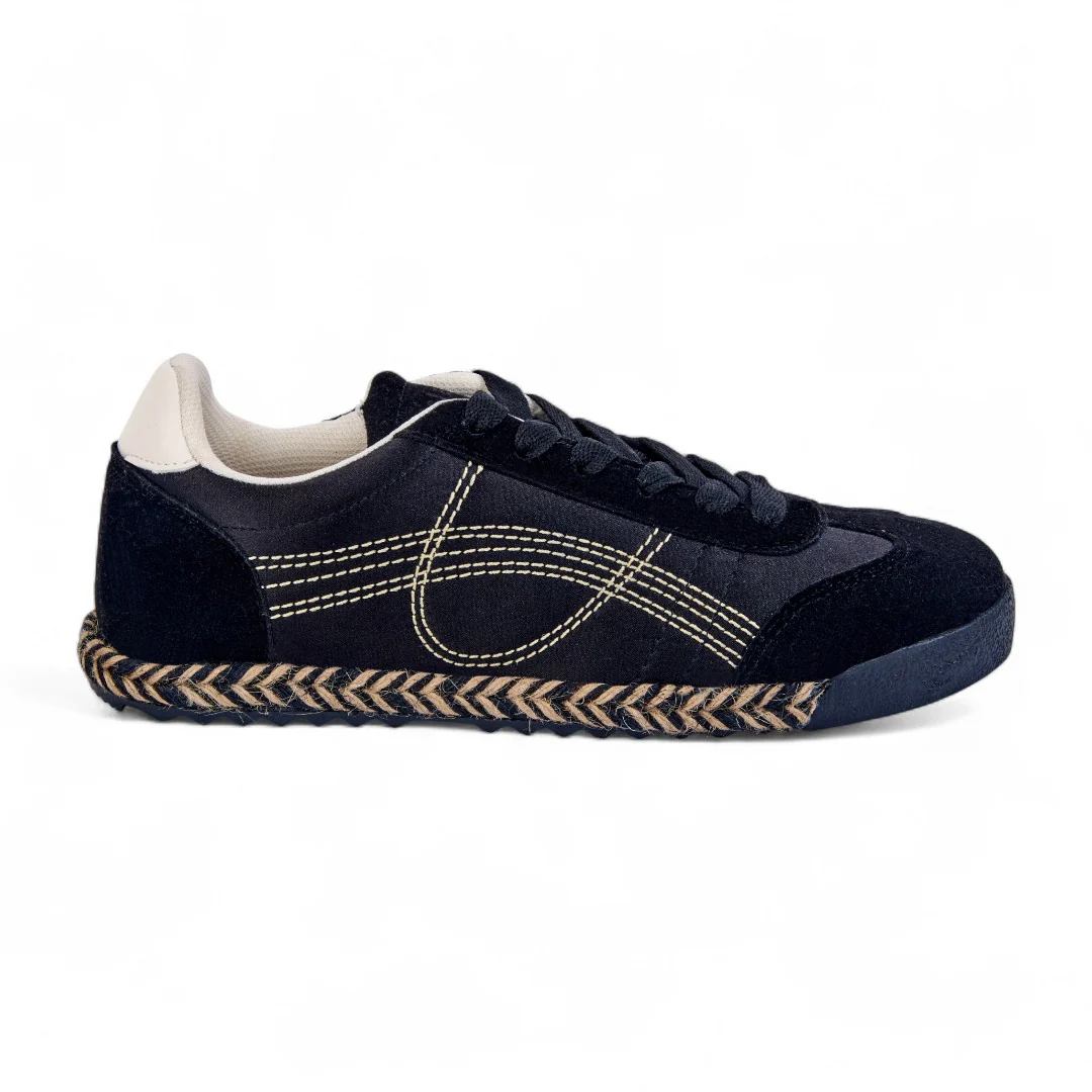 TENIS DE PISO NEGRO DETALLE DECORATIVO 09796 - Image 2
