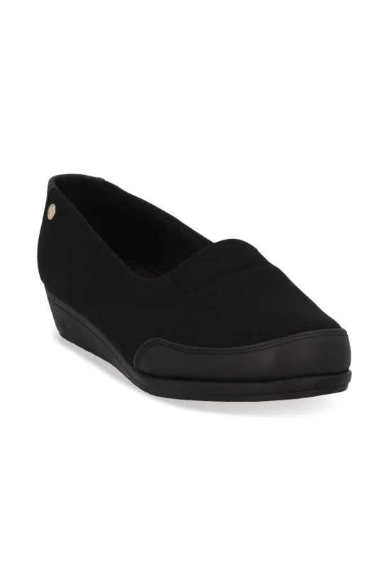 ZAPATO DE PISO NEGRO DE NEOPRENO 64456