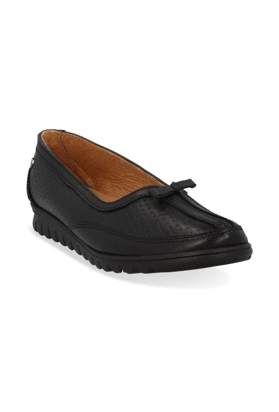 ZAPATO DE PISO NEGRO DE PIEL 36357