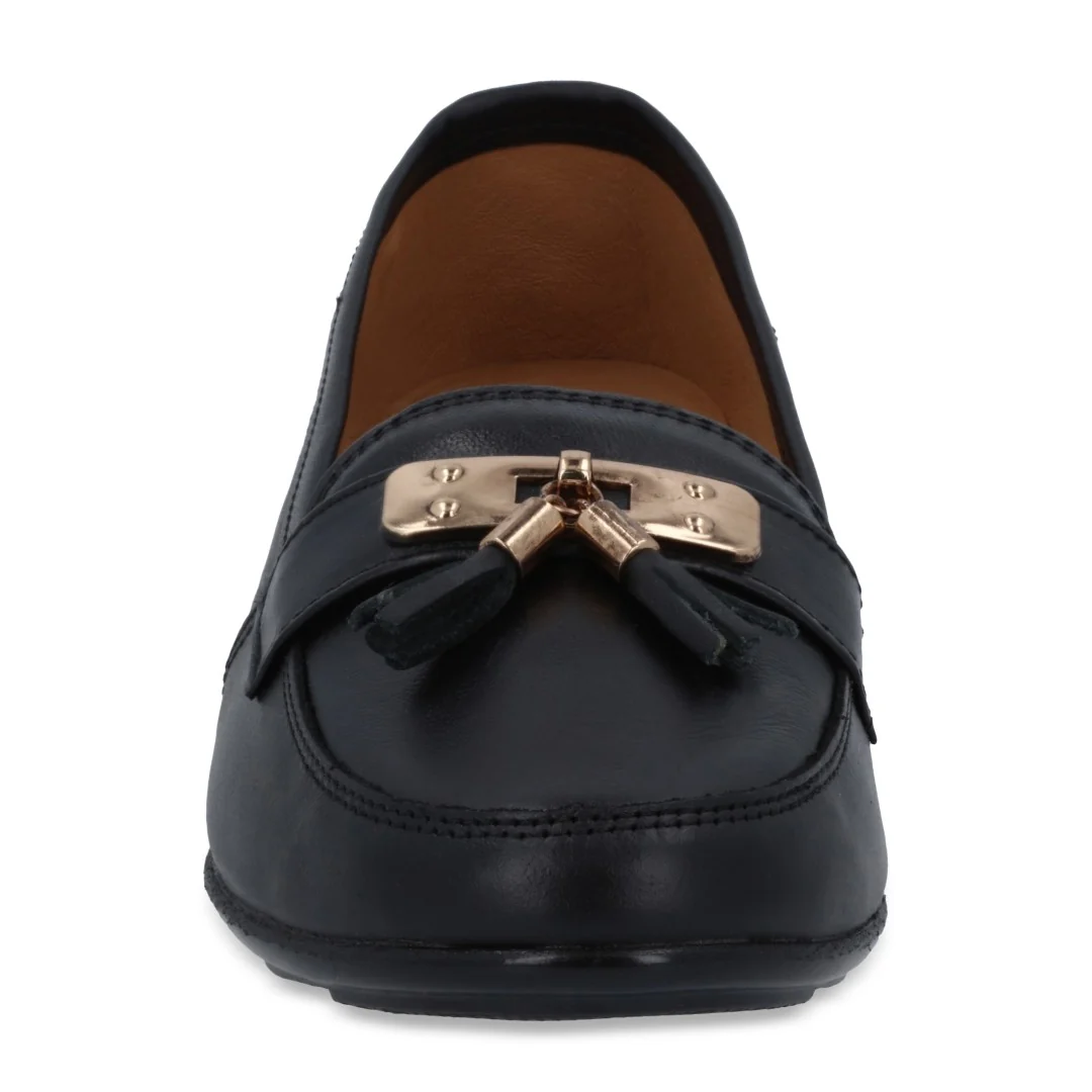 ZAPATO DE PISO NEGRO DE PIEL CON BORLAS 26236 - Image 3
