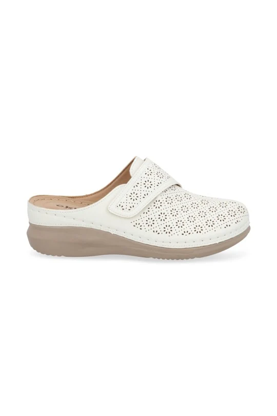 ZAPATO SUECO HUESO CON PERFORADO 72218 - Image 2